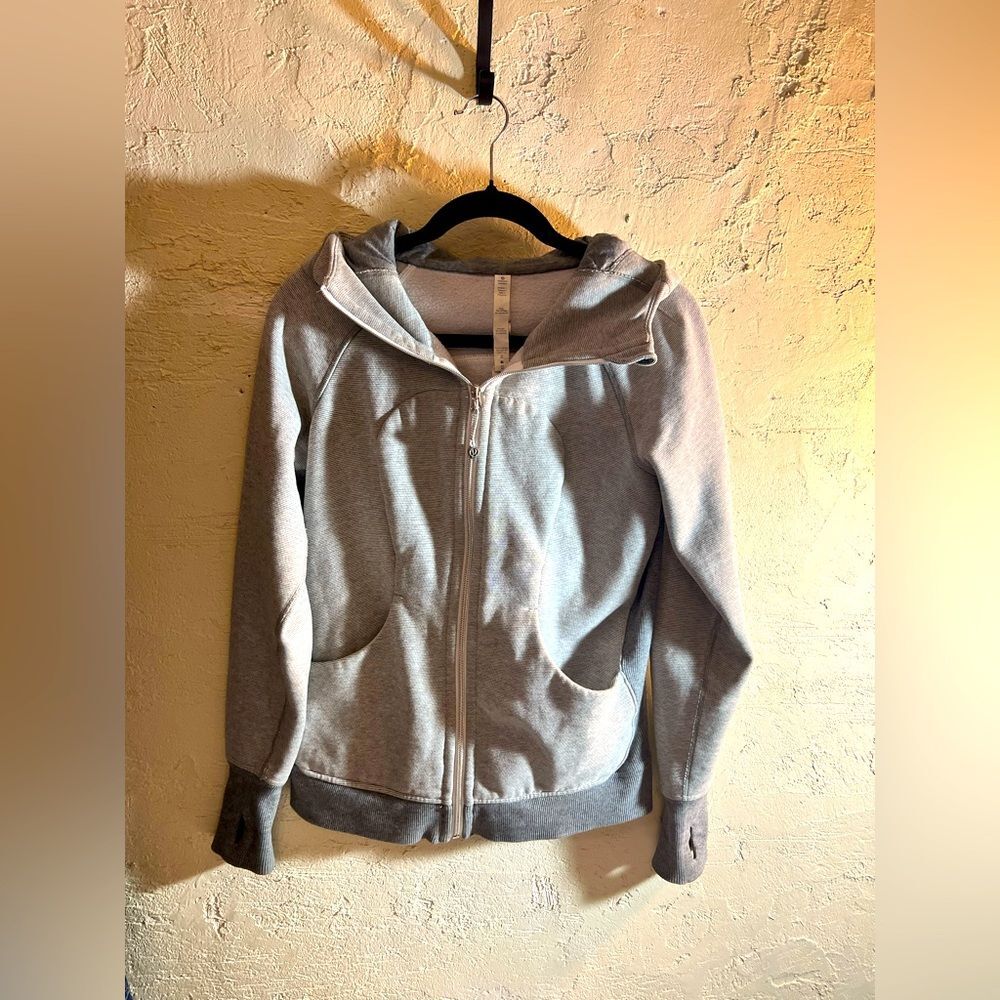 Lululemon Athletica Scuba Gray Zippered Fitted Hoodie 6